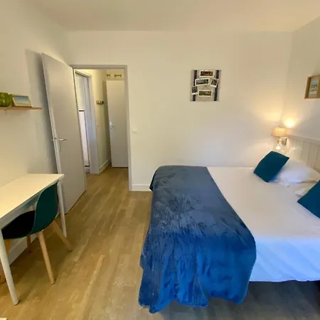 In 4 With Heated Swimming Pool Parking Dom wakacyjny Saint-Martin-de-Ré